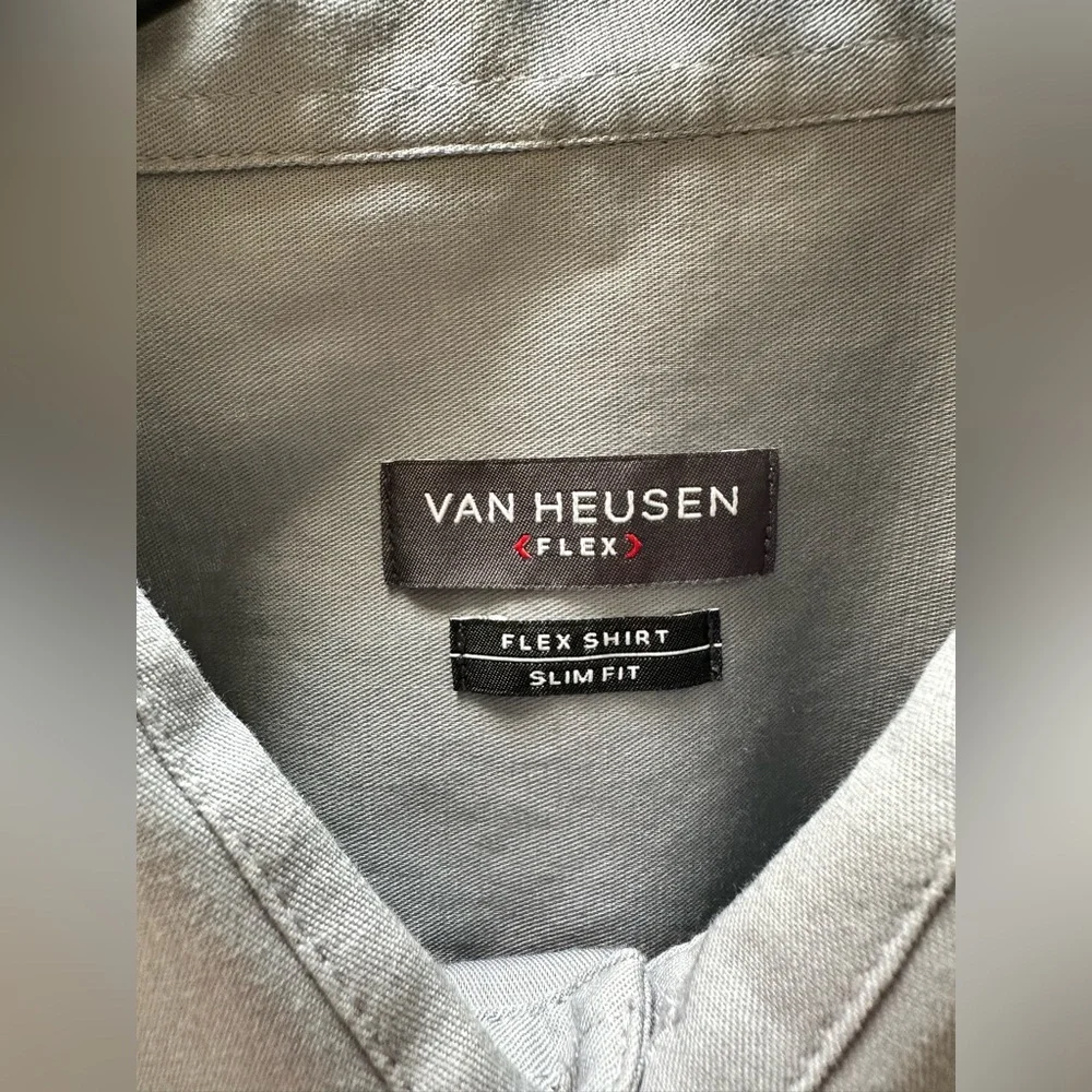 Van Heusen Men's Gray Dress Shirt
